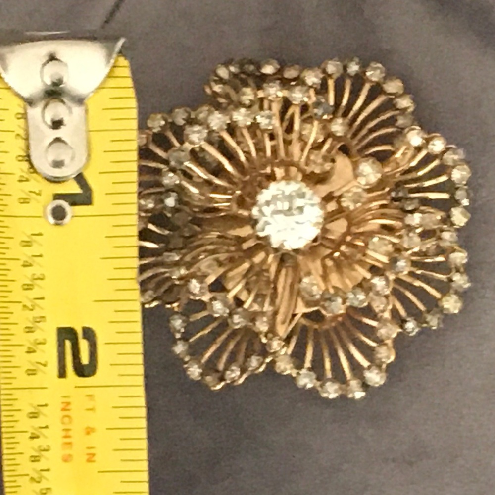 Vintage Kramer RHINESTONE Brooch - Picture 5 of 5